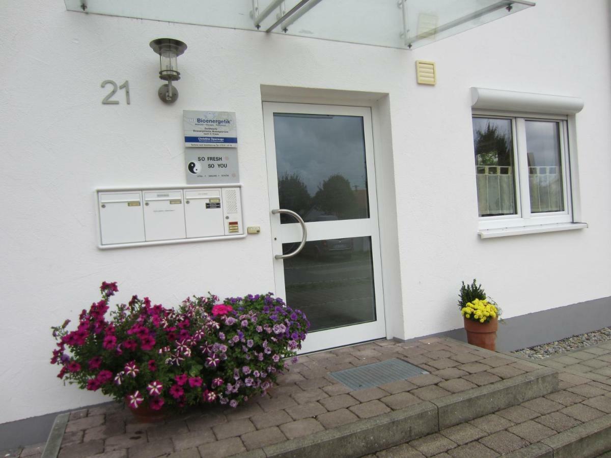 Christine Oparaugo - Privatzimmer Mit Bad Leutkirch im Allgau Bagian luar foto